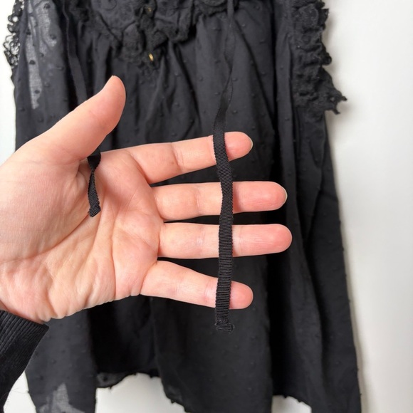 Ulla Johnson Lace and Embroidered Black Cotton Top with Lace Detail - Picture 4 of 9